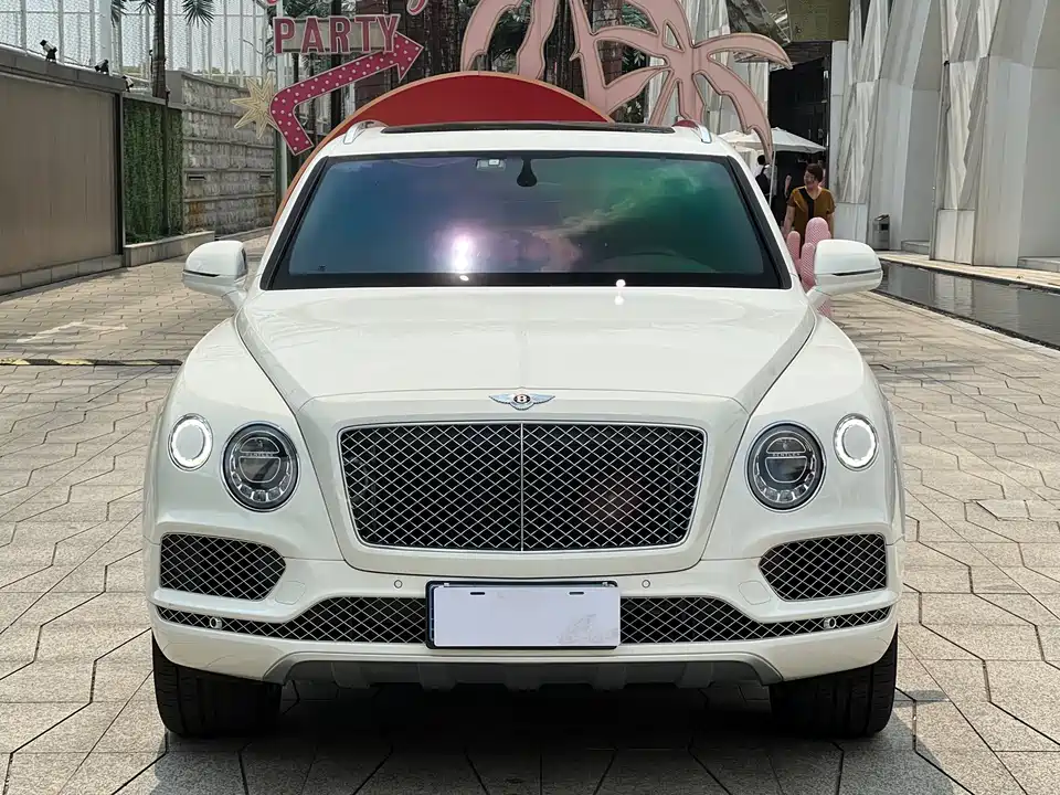 Bentley Tim Yue