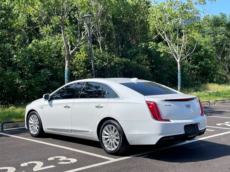 Cadillac XTS