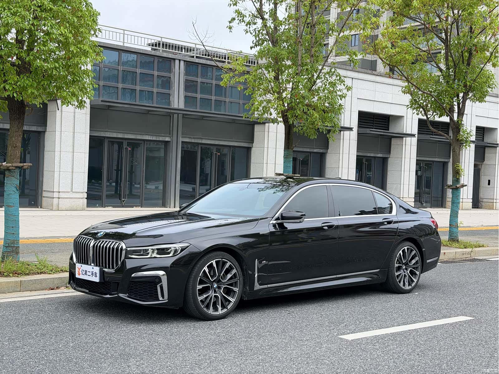 BMW 7 Series, 2021 1