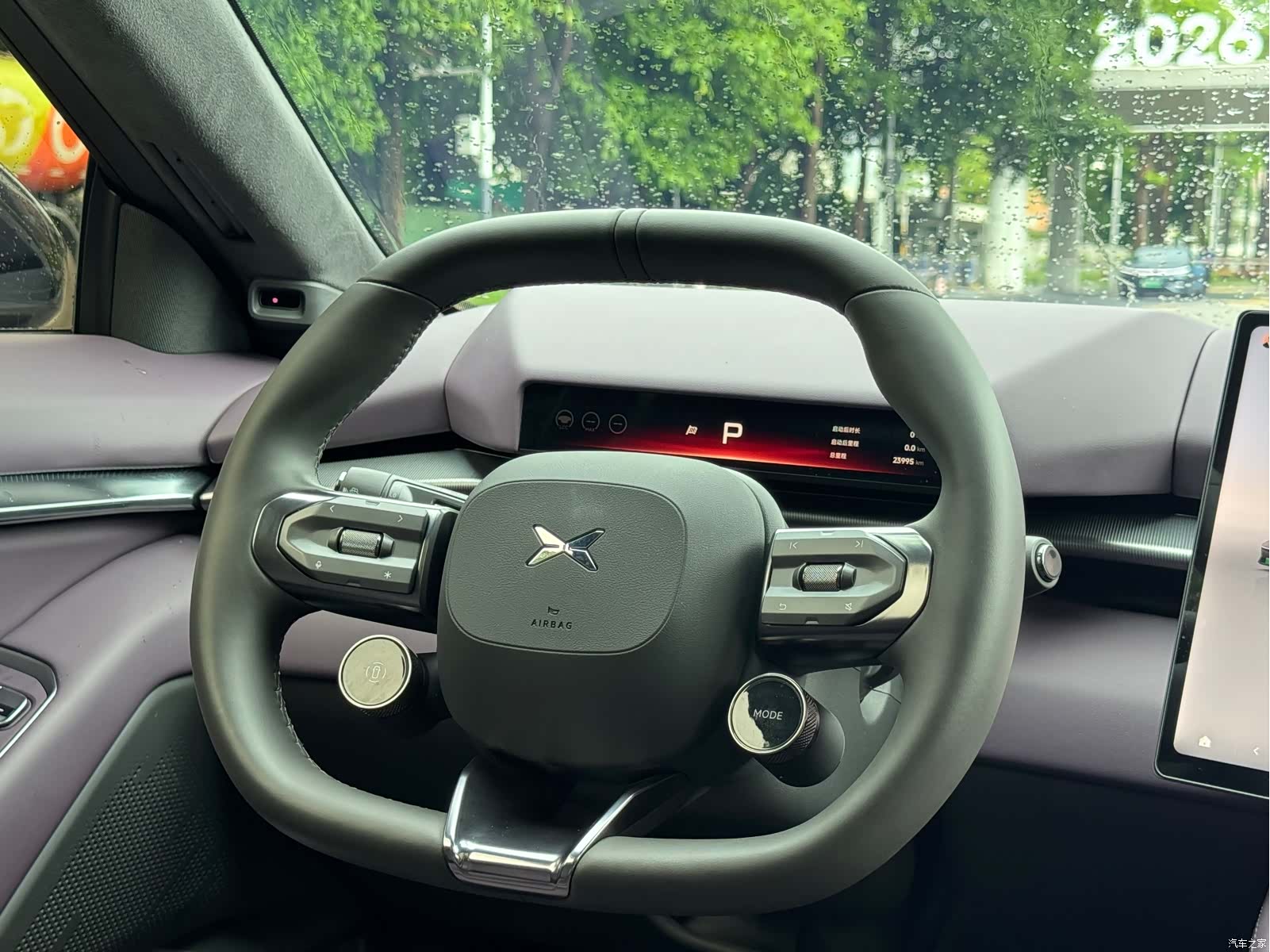 Xpeng P7, 2025 10