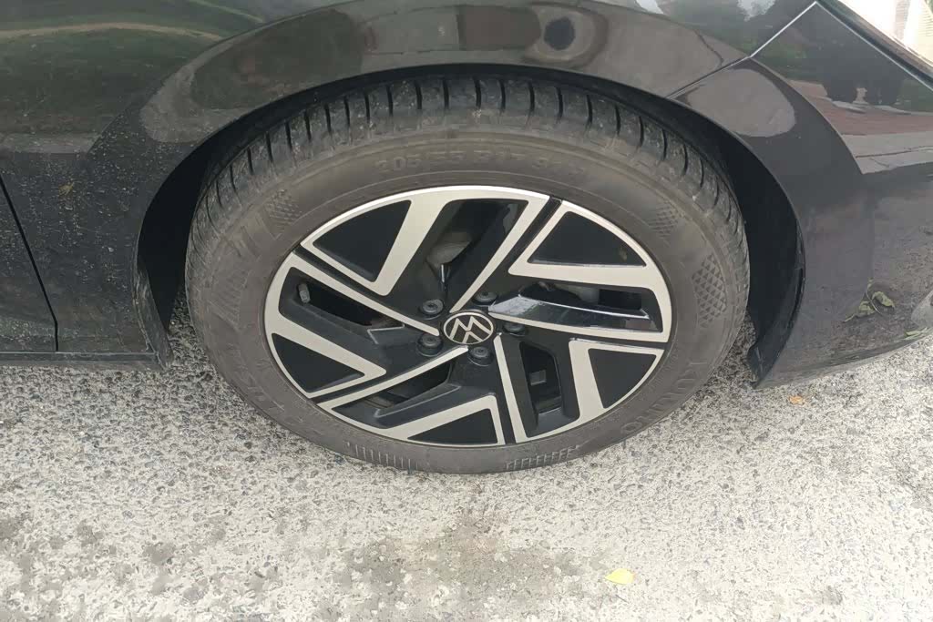 Volkswagen Sagitar, 2023 6
