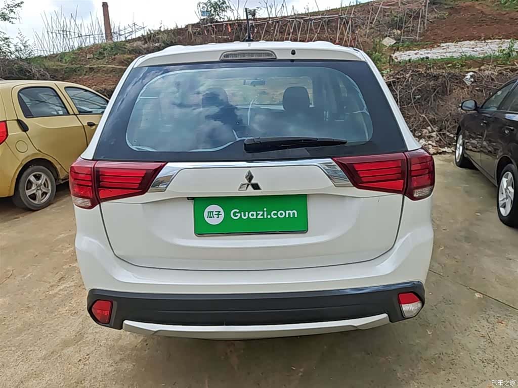 Mitsubishi Outlander, 2017 6