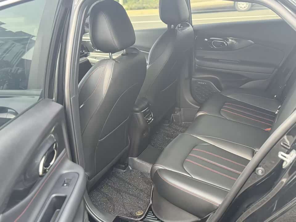 Trumpchi Shadow Leopard