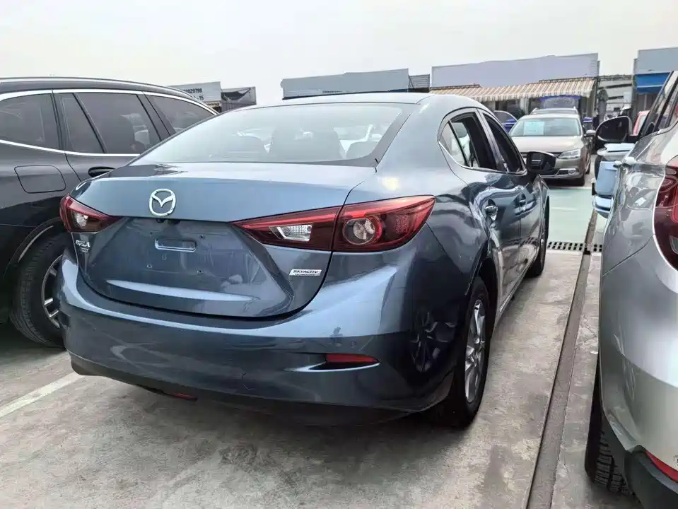 Mazda 3 Angkesaila