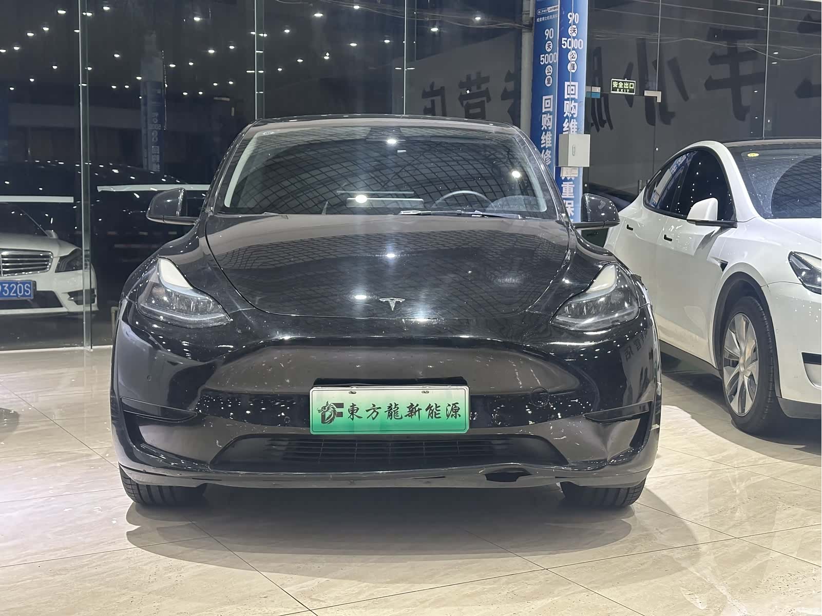 Tesla Model Y, 2023 3