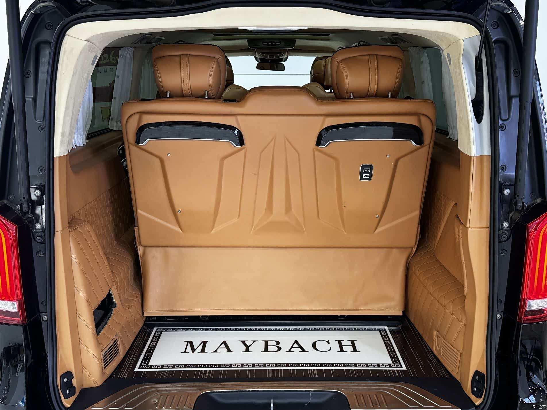 Mercedes-Benz V-Class, 2021 21