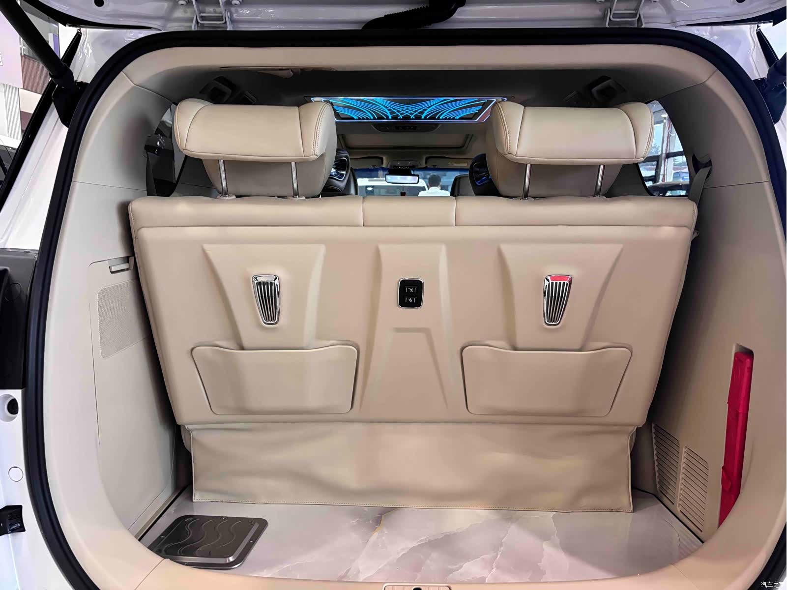 Buick GL8, 2022 23