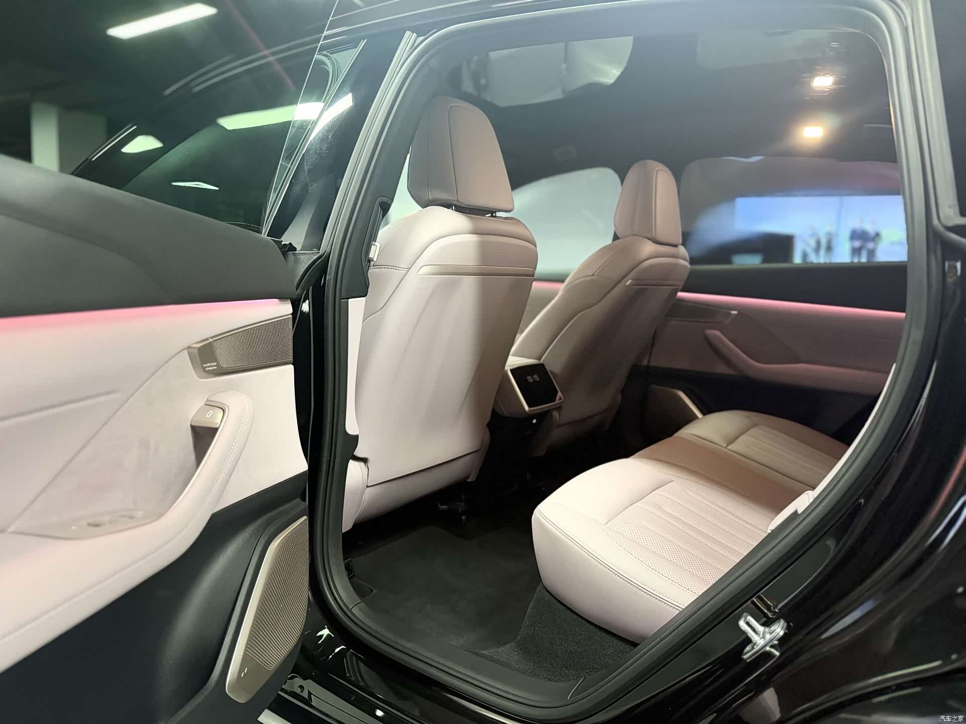 NIO L60, 2025 12