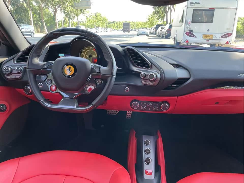 Ferrari 488