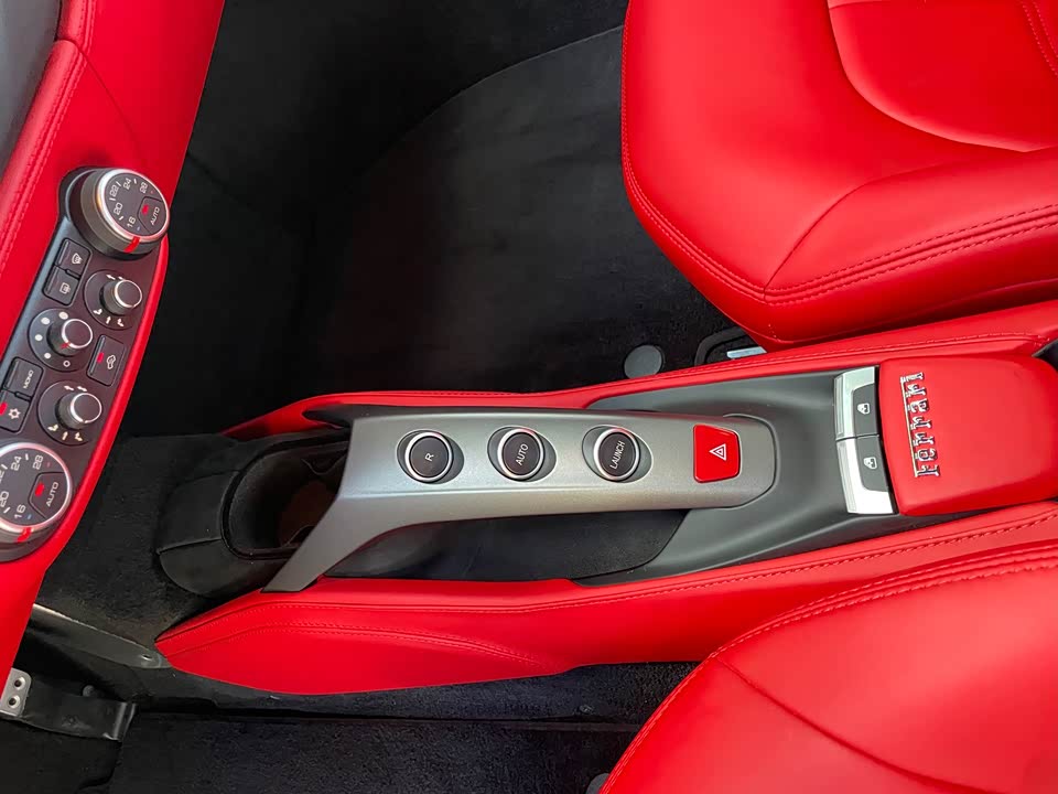 Ferrari 488