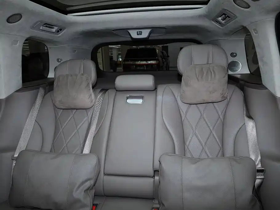 AITO Ask the world M9