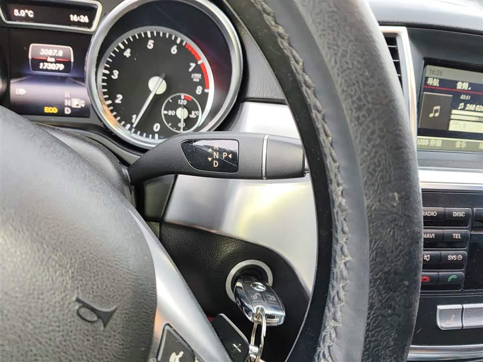 Mercedes-Benz M class