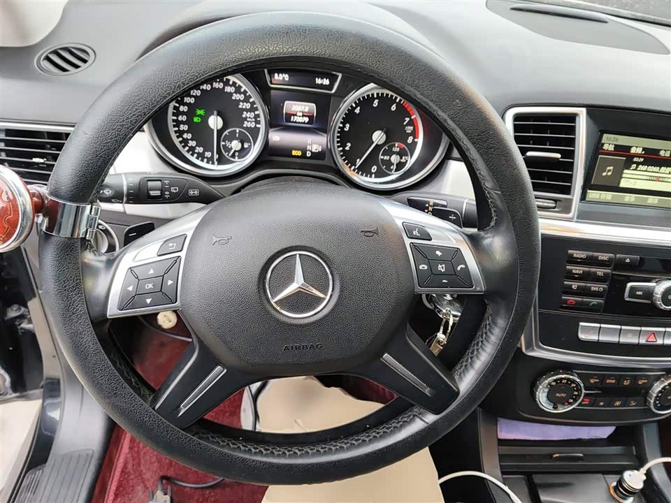 Mercedes-Benz M class