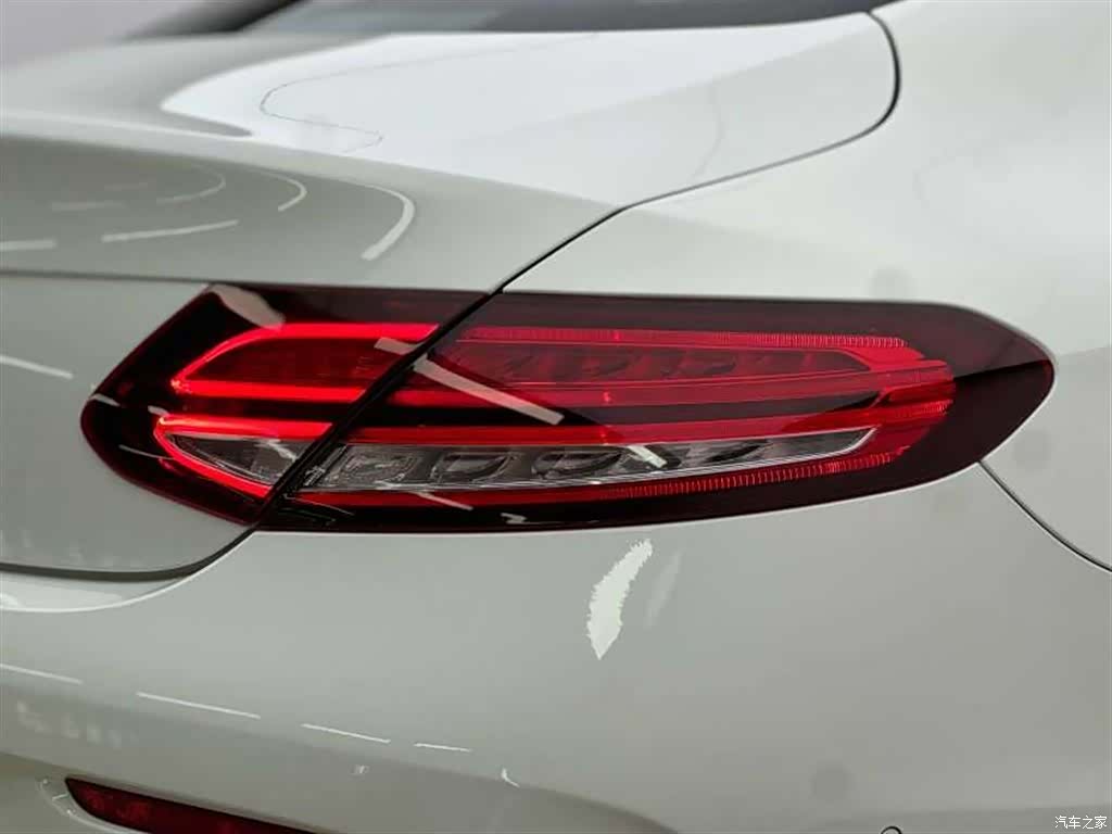 Mercedes-Benz C-Class, 2020 16