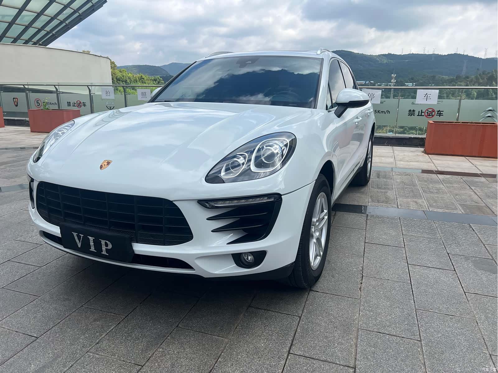 Porsche Macan, 2018 1