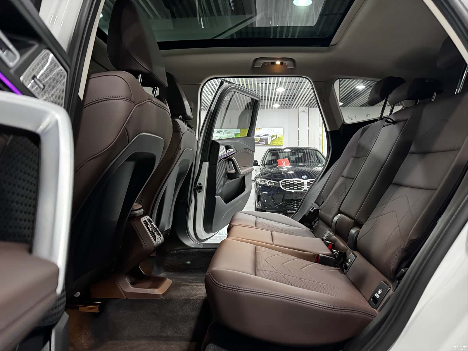 BMW X1, 2025 6