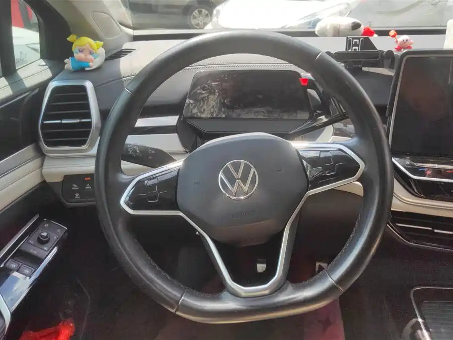 Volkswagen ID.6 CROZZ