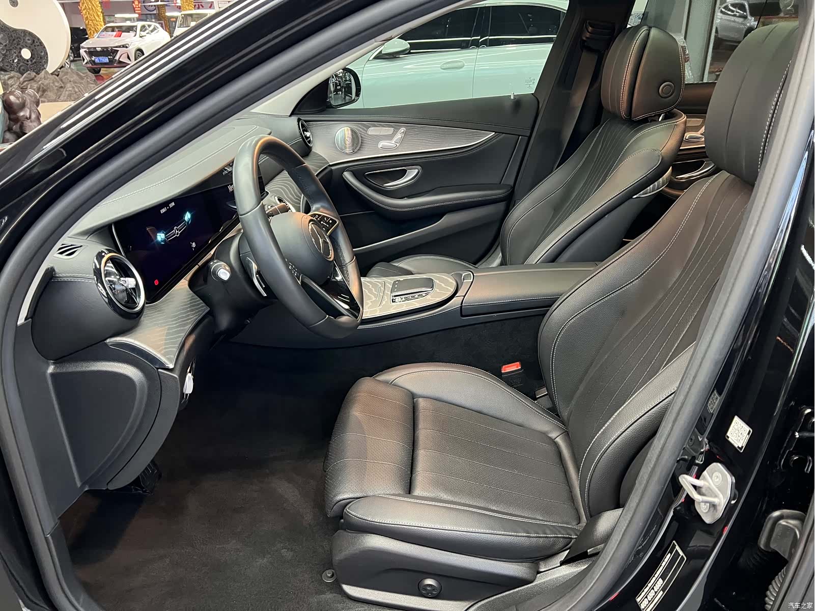Mercedes-Benz E-Class, 2022 все фото