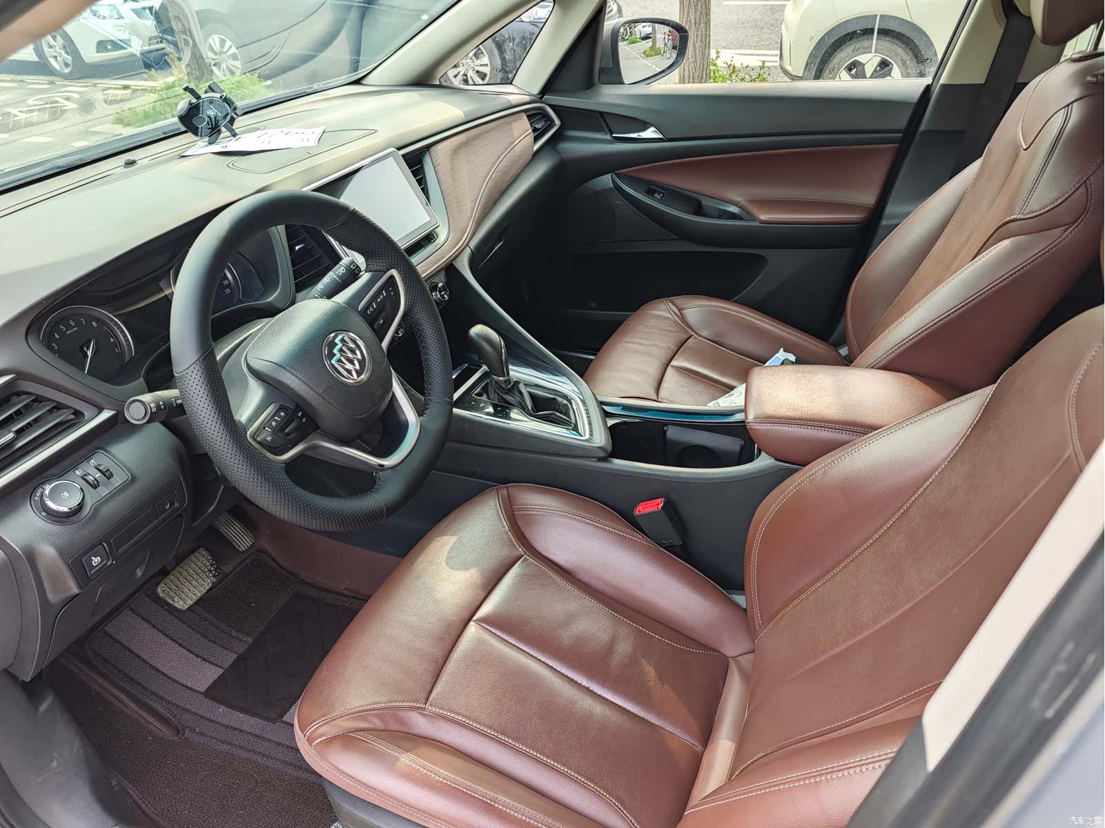 Buick GL6, 2019 18