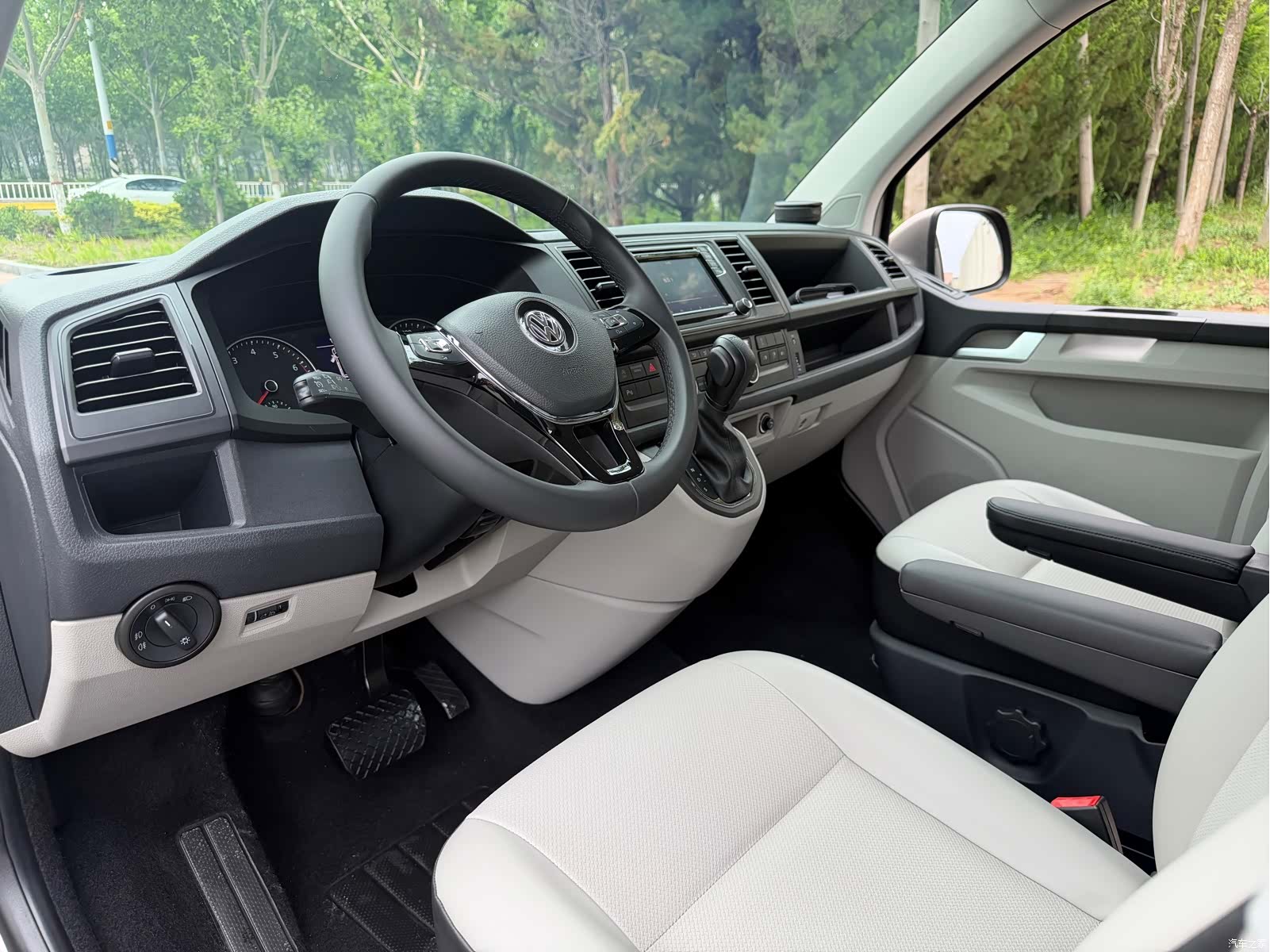 Volkswagen 8, 2017 8