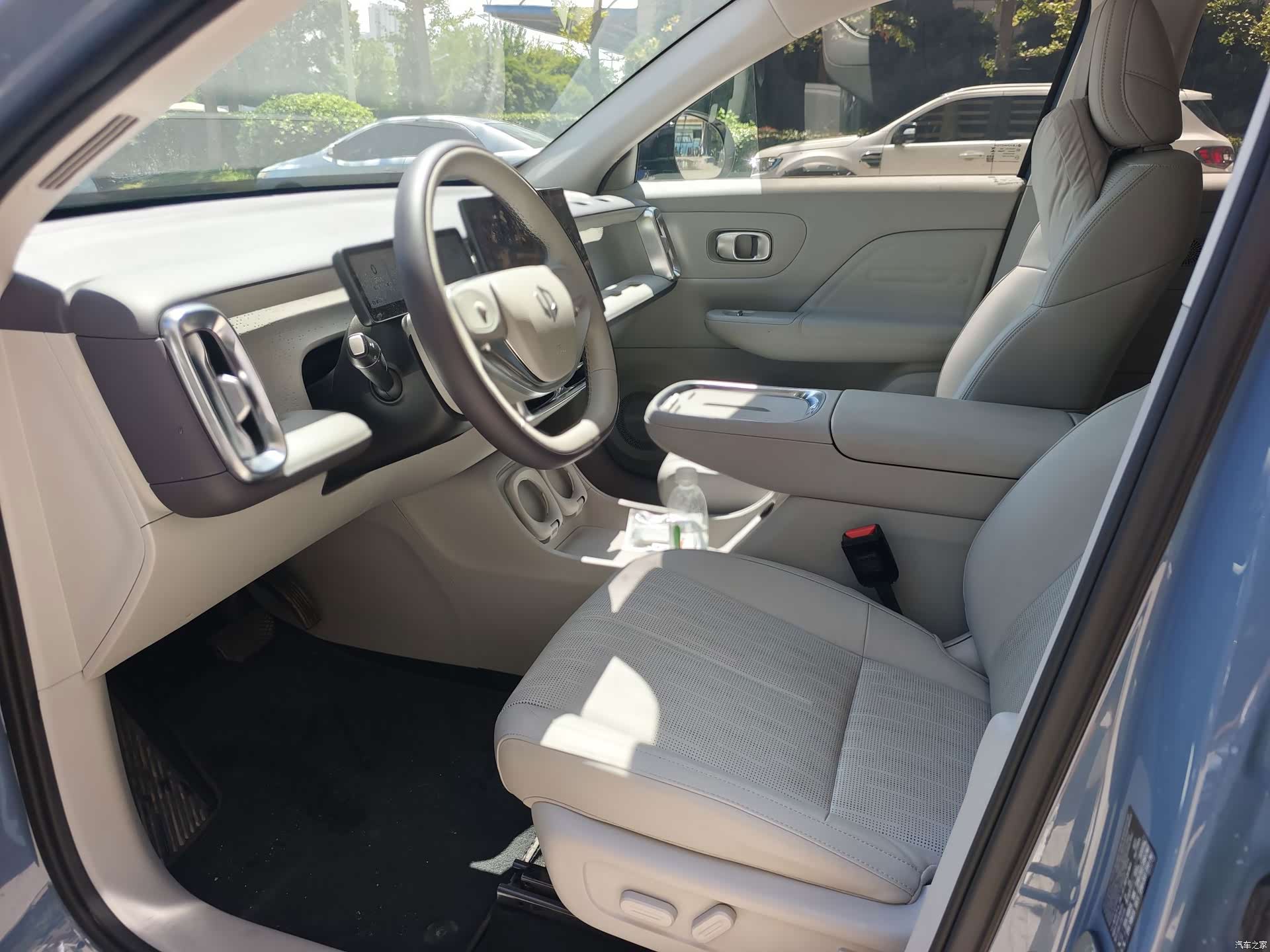 Leapmotor B10, 2025 все фото