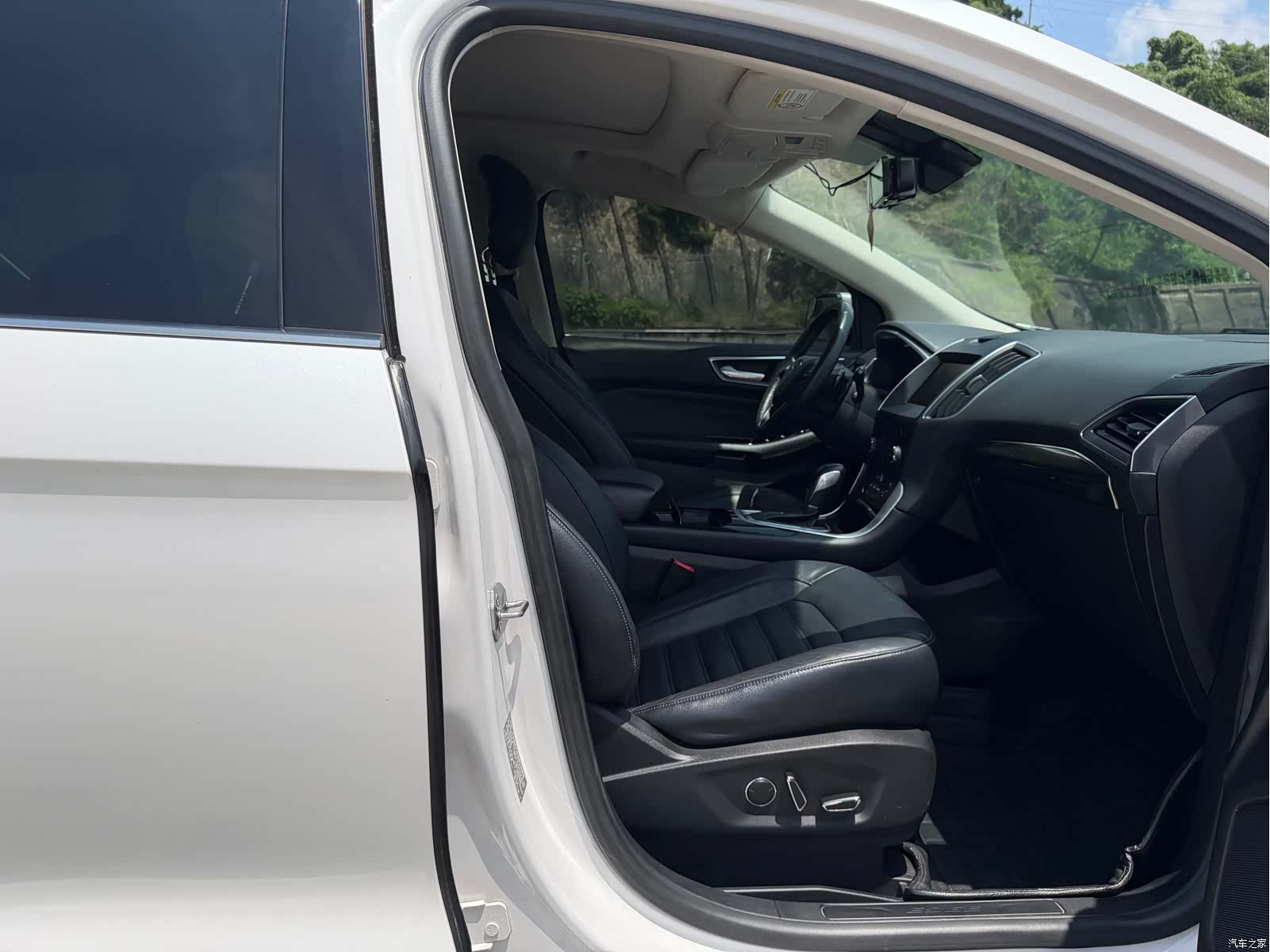 Ford Edge, 2015 10