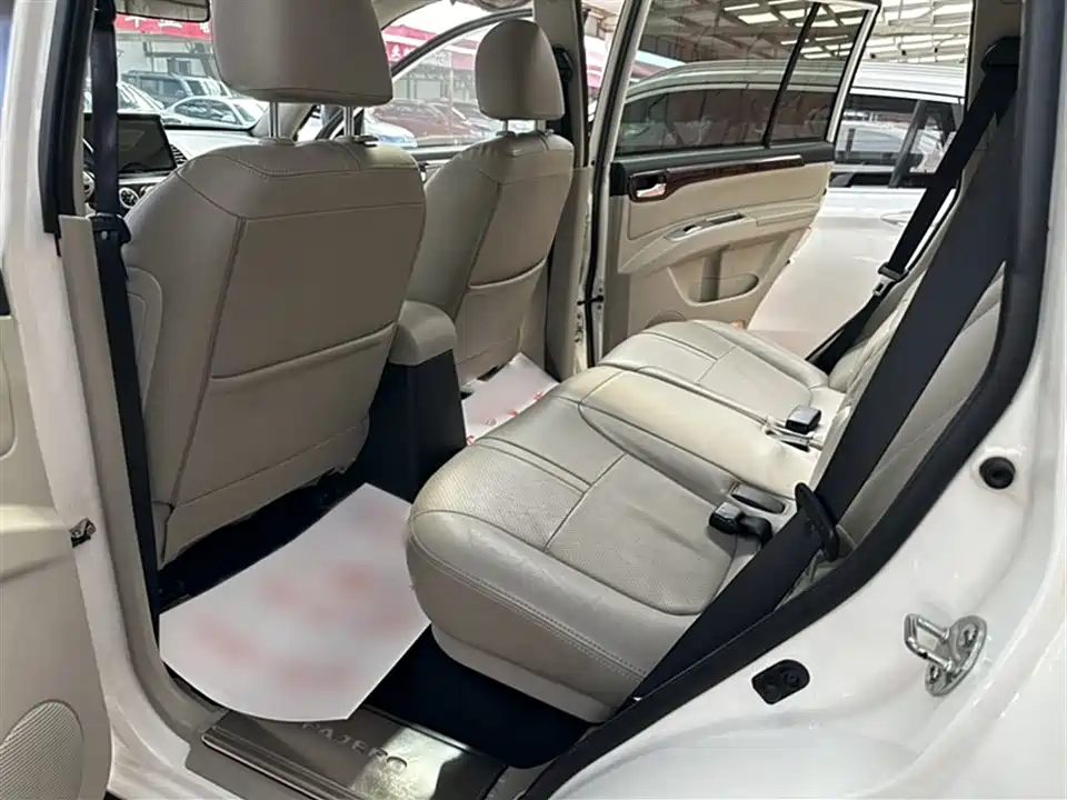 Mitsubishi Pajero Jinchang