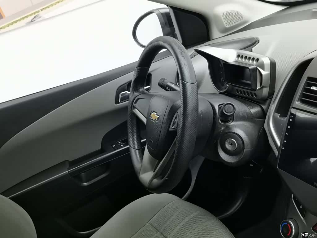 Chevrolet SE, 2013 22