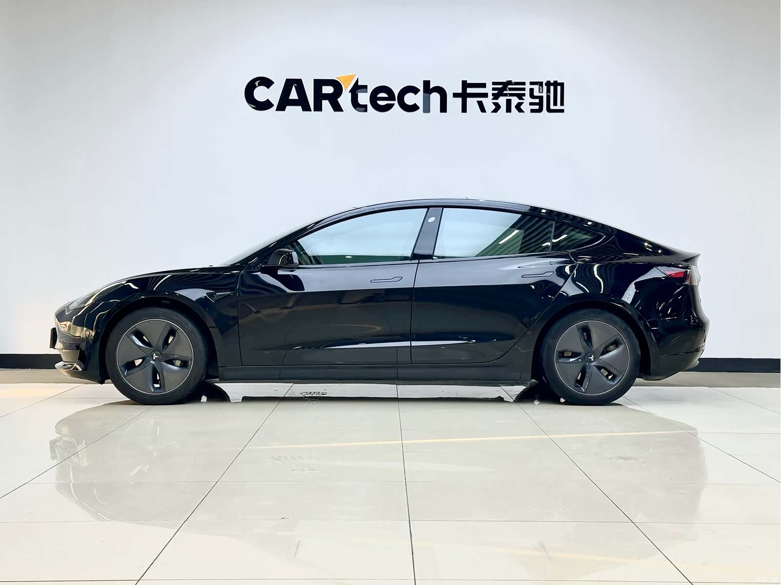 Tesla Model 3, 2020 все фото