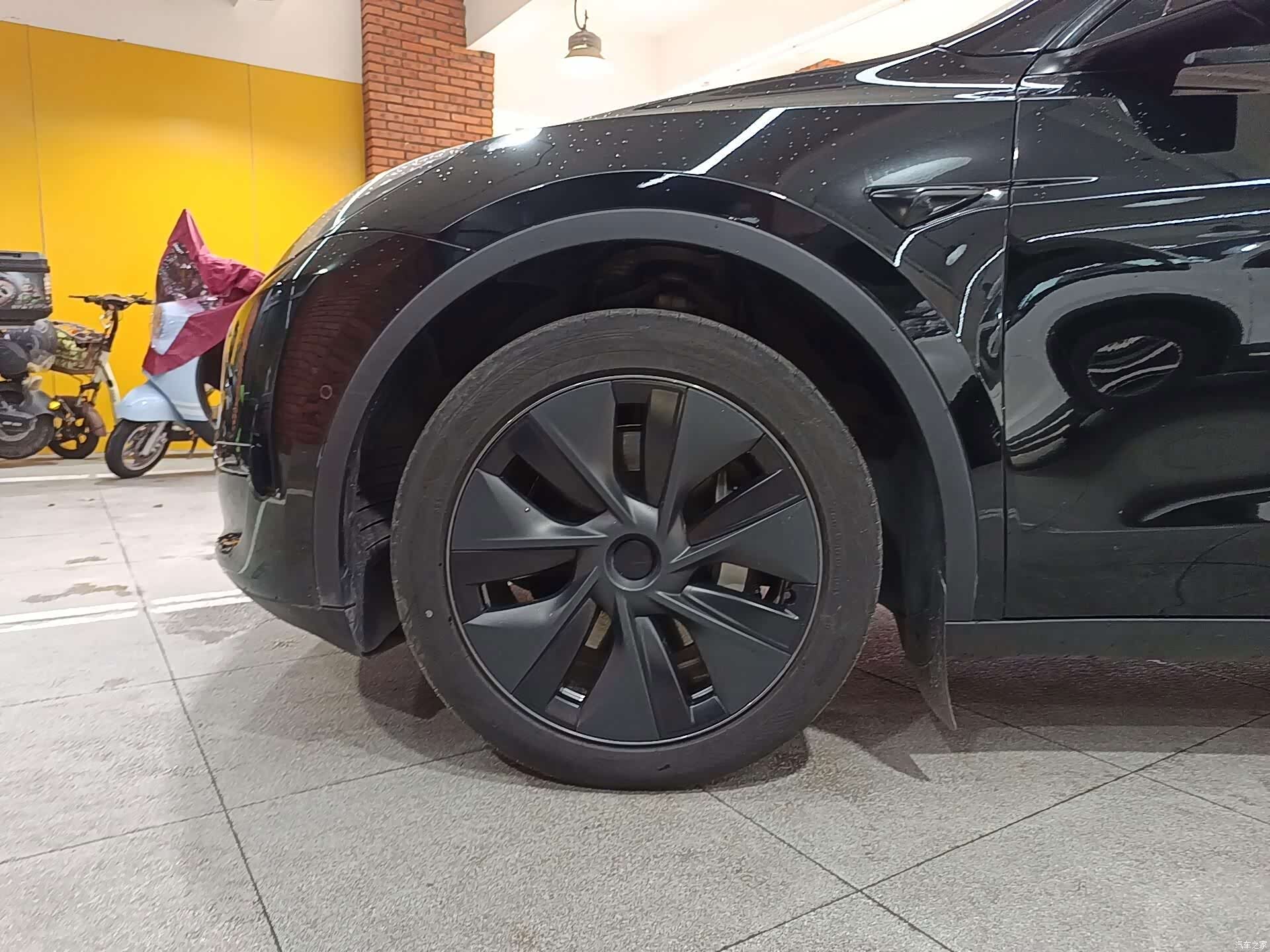 Tesla Model Y, 2024 15
