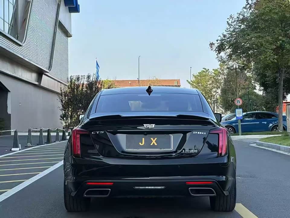 Cadillac CT5
