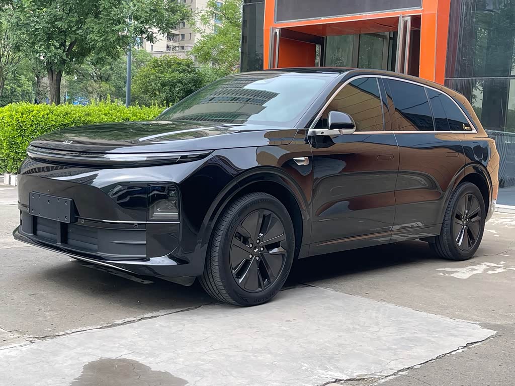 Li Auto L6