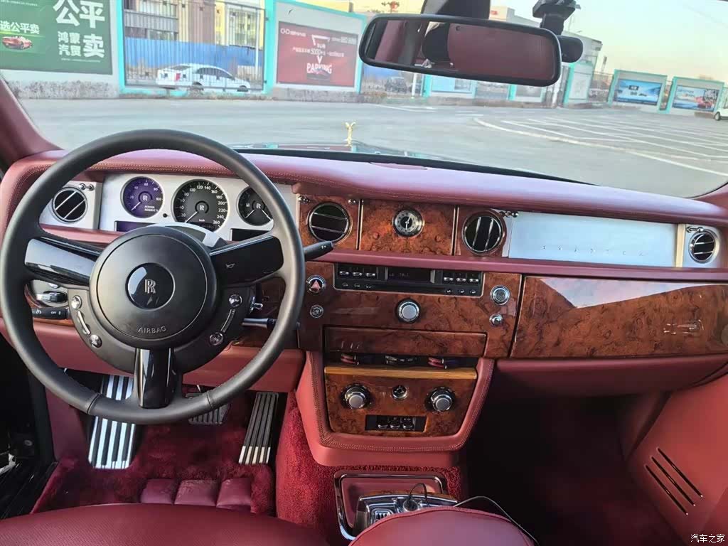 Rolls-Royce Phantom, 2011 10