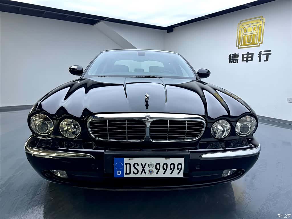 Jaguar XJ, 2009 2