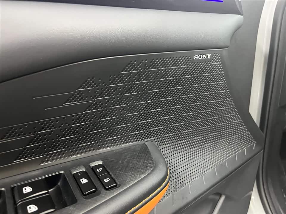 Changan UNI-V Smart iDD