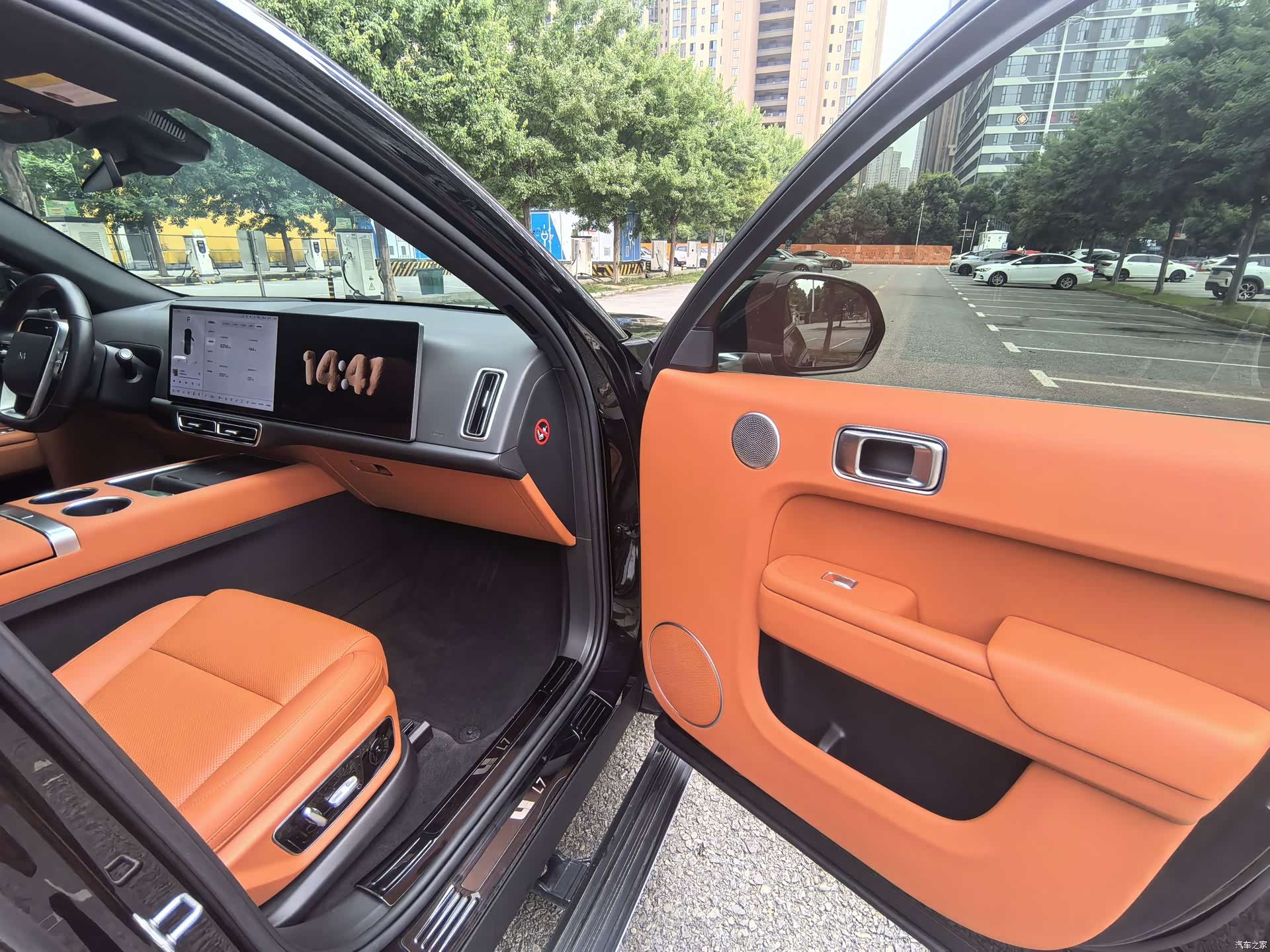 Li Auto L7, 2023 все фото