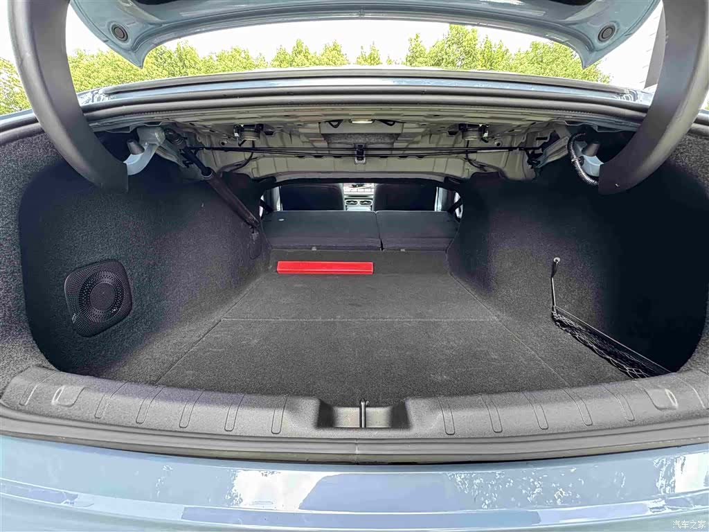 Leapmotor B01, 2025 30