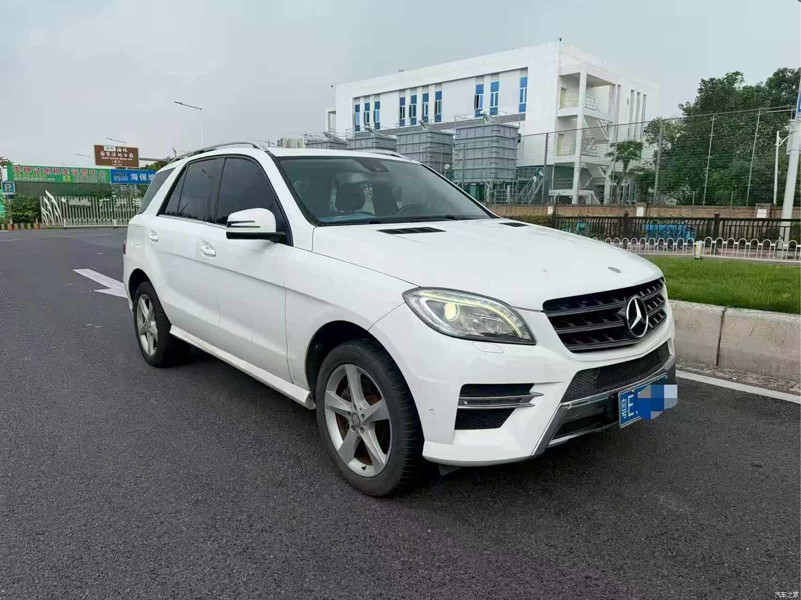 Mercedes-Benz M-Class, 2015 3