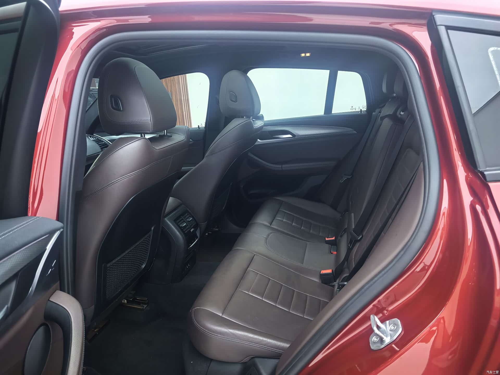 BMW X4, 2020 все фото