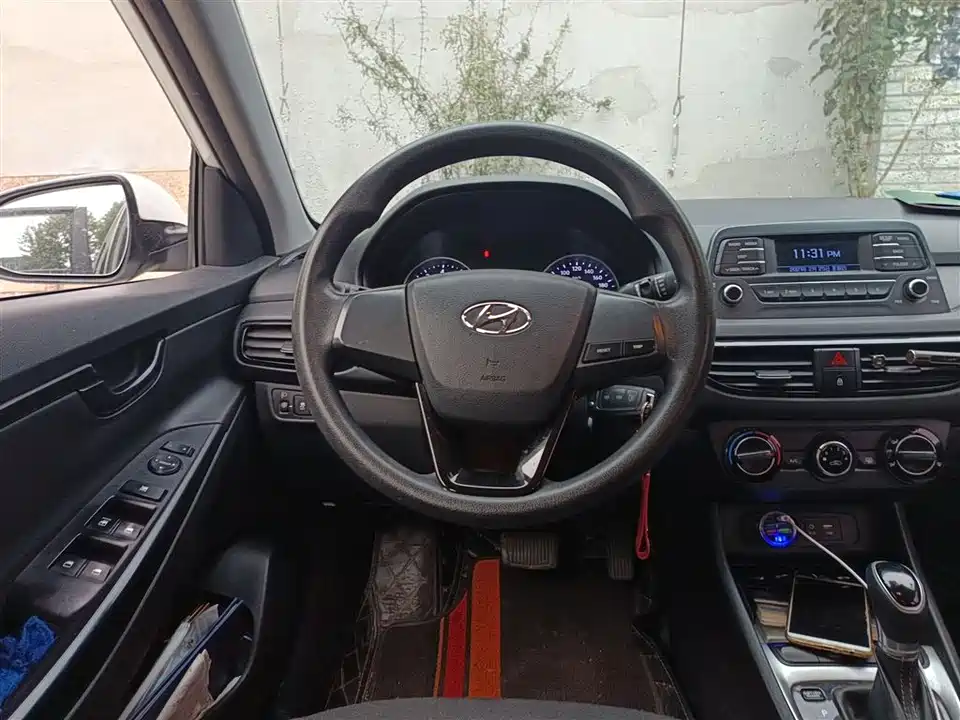 Hyundai Yuedong