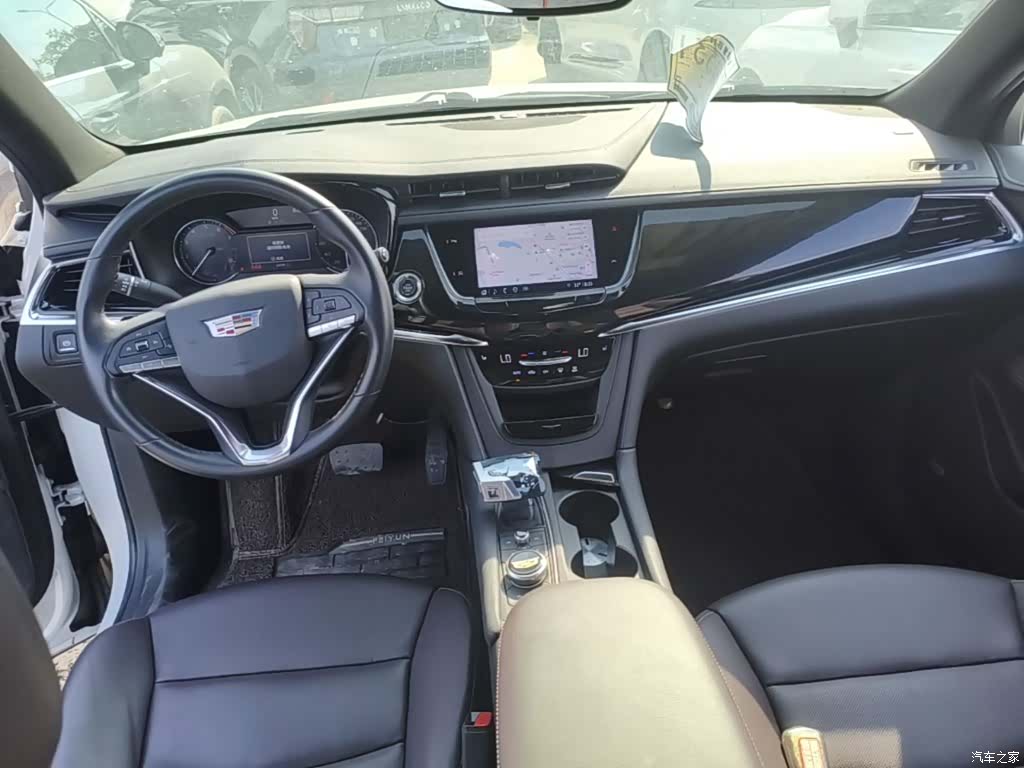 Cadillac XT6, 2021 10