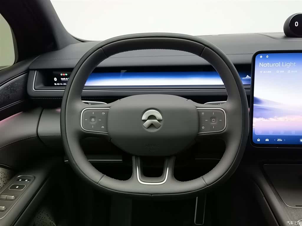 NIO ES8, 2025 11