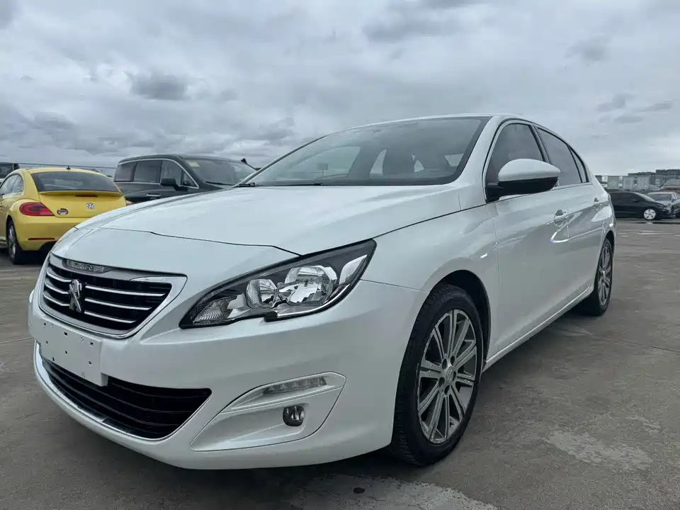 Peugeot 408