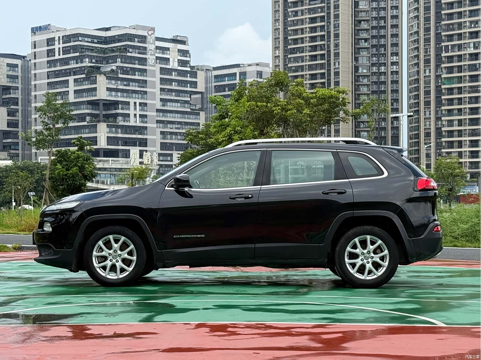 Jeep Cherokee, 2016 4