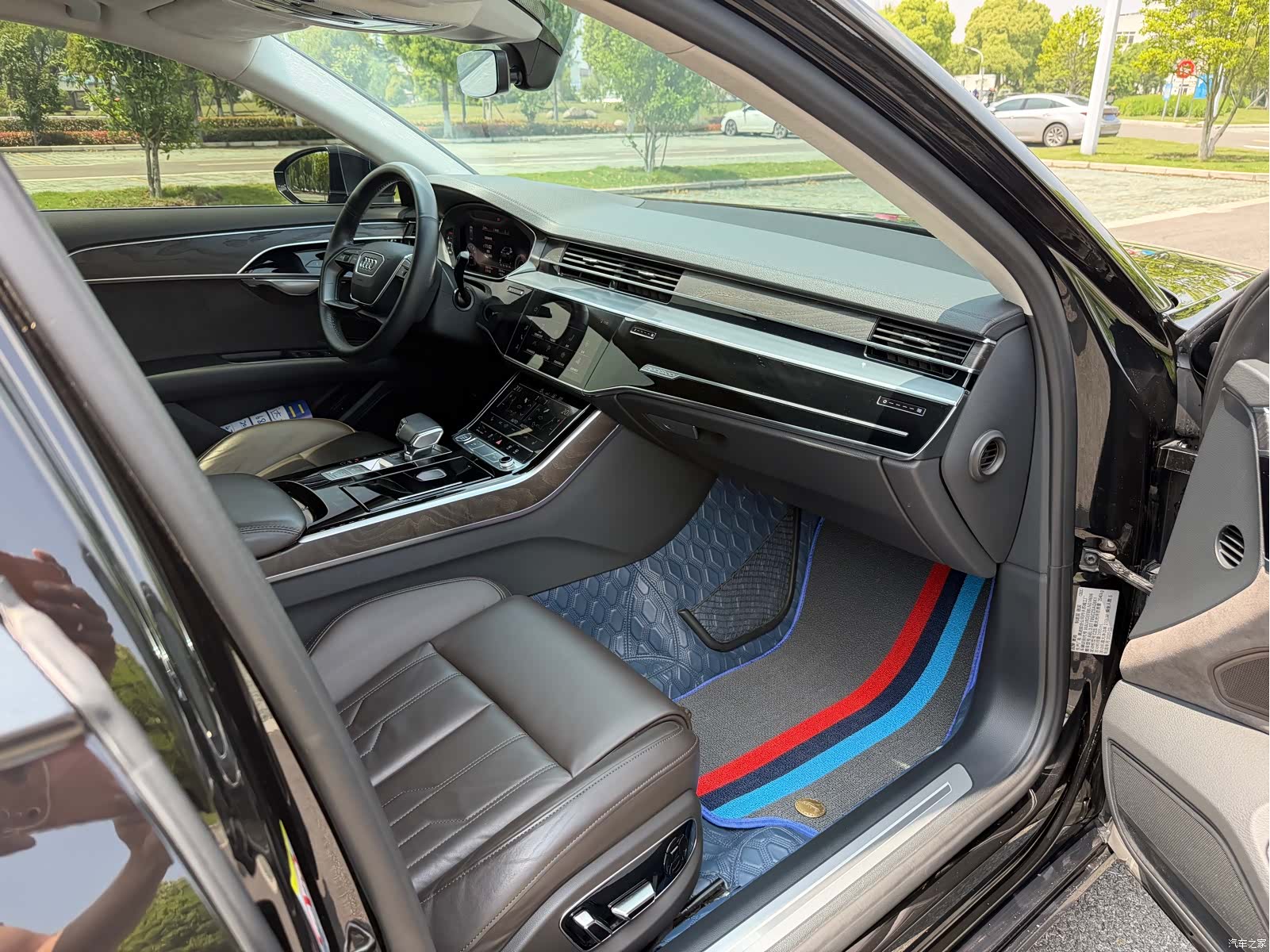 Audi A8L, 2020 4