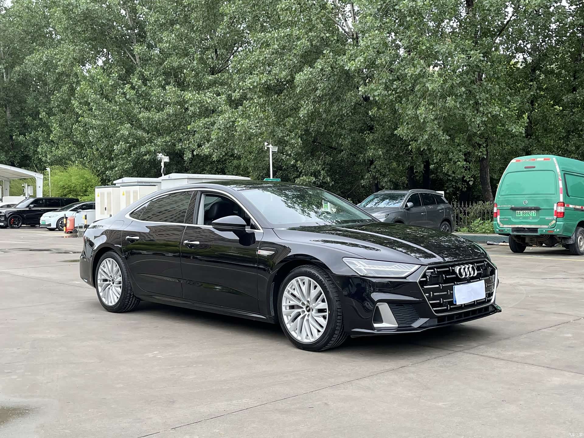Audi A7L, 2024 все фото