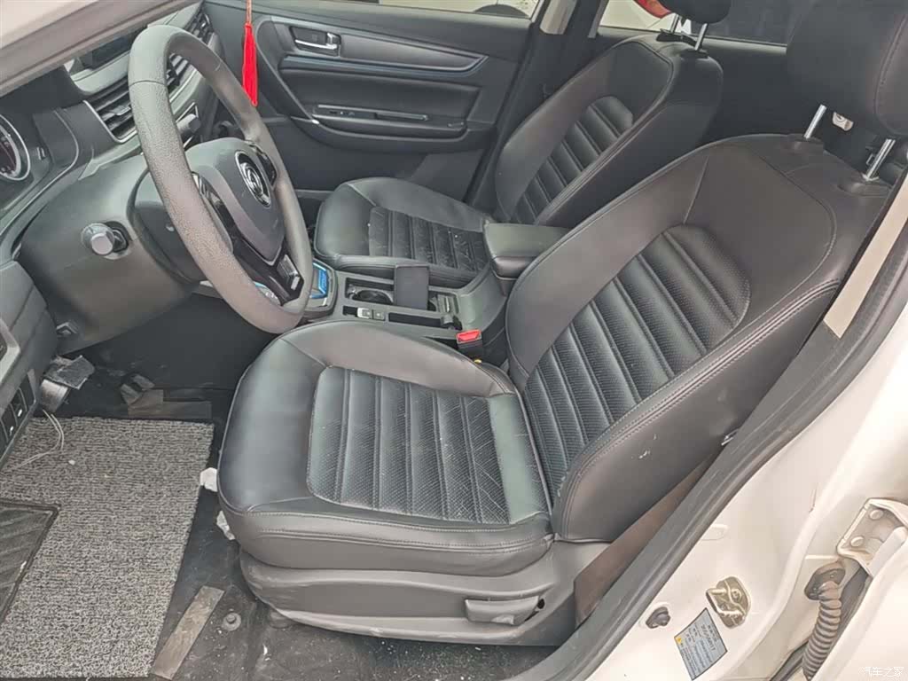 DongFeng S50EV, 2021 15