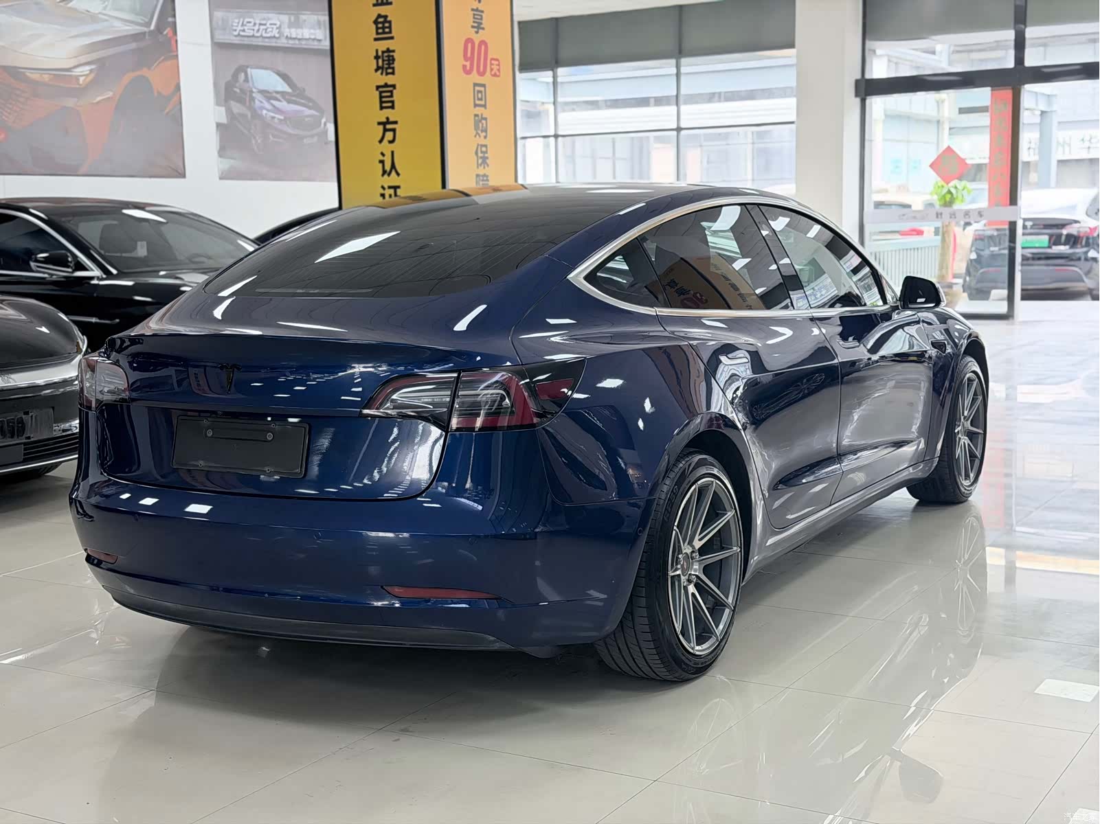 Tesla Model 3, 2020 4
