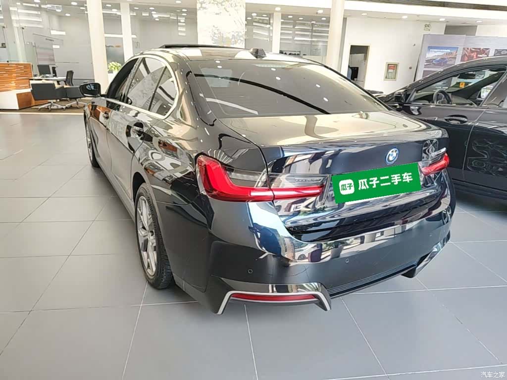 BMW i3, 2023 все фото