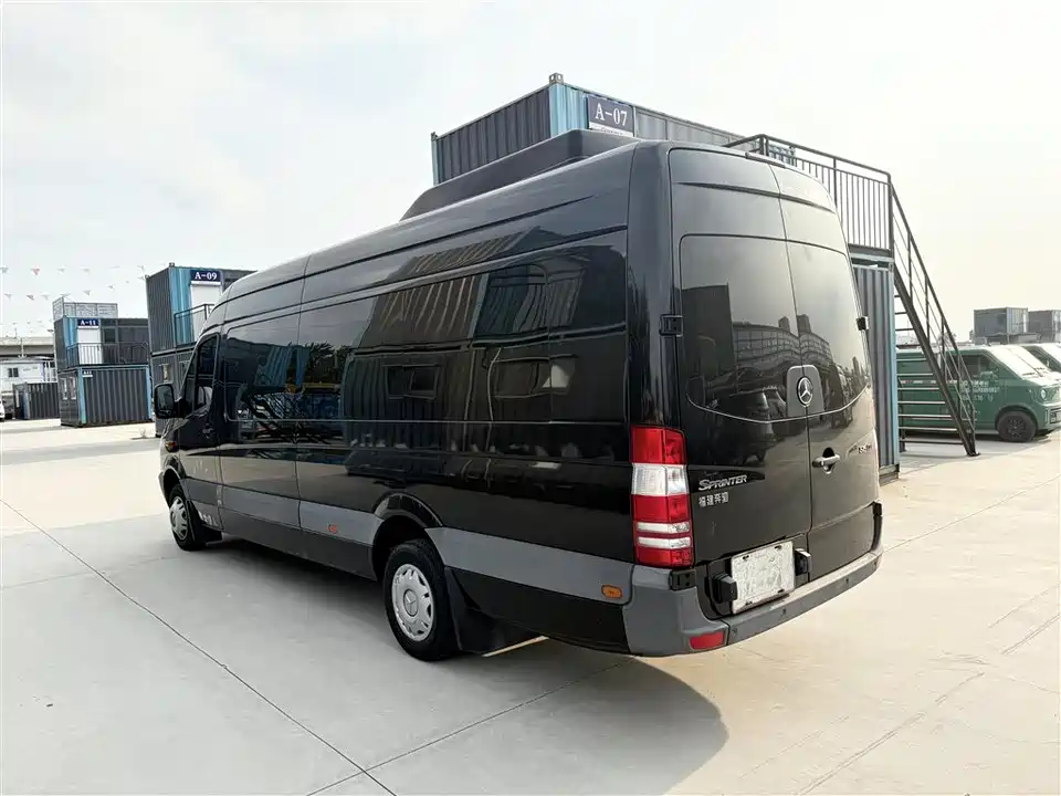 Mercedes-Benz Lingte